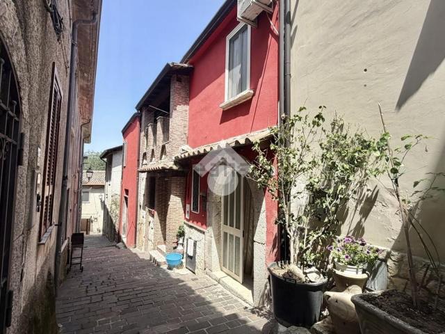 Casa in vendita a Cervinara, Campania