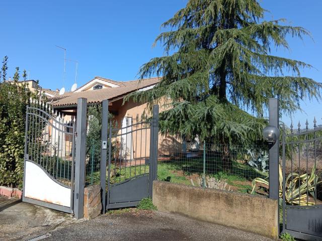 Casa in vendita a Roma Capitale, Lazio