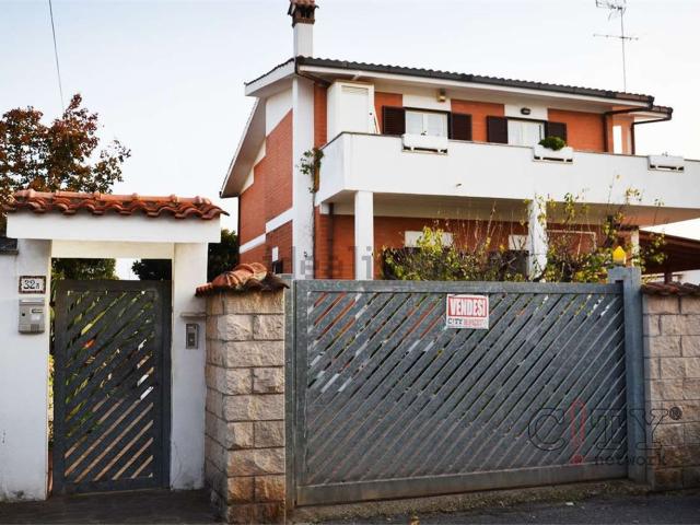 Casa in vendita a Roma Capitale, Lazio