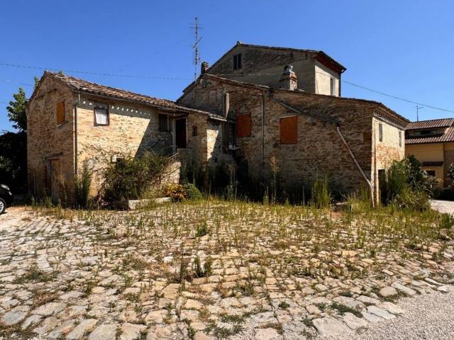 Casa in vendita a Marche, Fermo