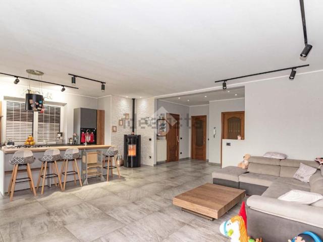 Casa in vendita a Piemonte, Torino