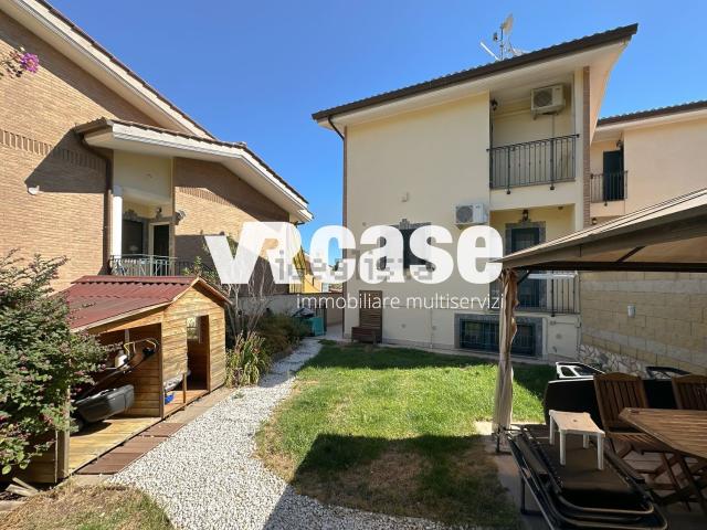 Casa in vendita a Grottaferrata, Roma Capitale