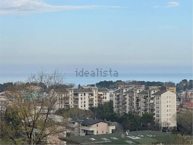 Casa in vendita a Zanni, Pescara