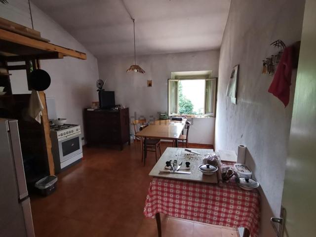 Casa in vendita a Legoli, Toscana
