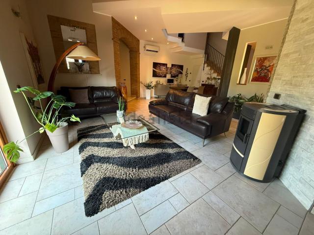 Casa in vendita a Fara Gera D'adda, Lombardia