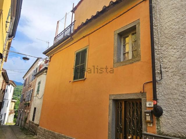 Casa in vendita a San Terenzo Monti, Fivizzano