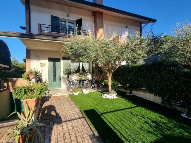 Casa in vendita a Cervia, Reggio Emilia