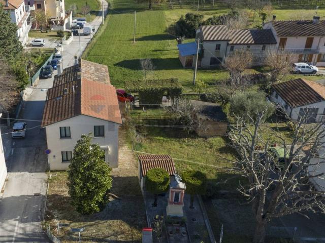 Casa in vendita a Marche, Ancona