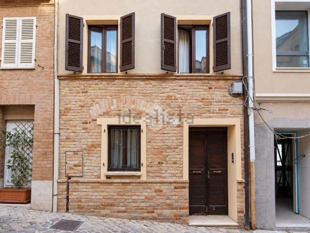 Casa in vendita a Castelnuovo, Recanati