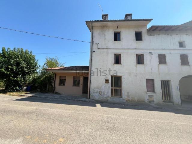 Casa in vendita a Vissandone / Vissandon, Basiliano / Pasian Sclavonesc