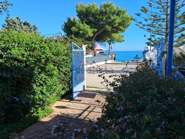 Casa in vendita a Calabria, Cosenza