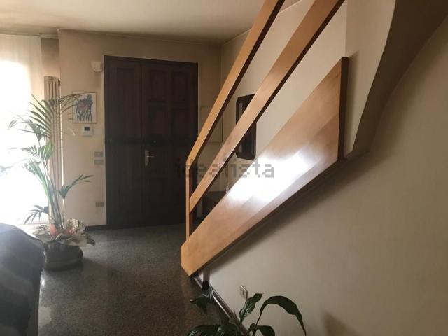 Casa in vendita a Commenda Est, Rovigo