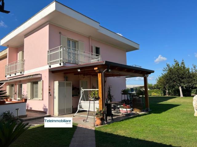 Casa in vendita a Terracina, Lazio