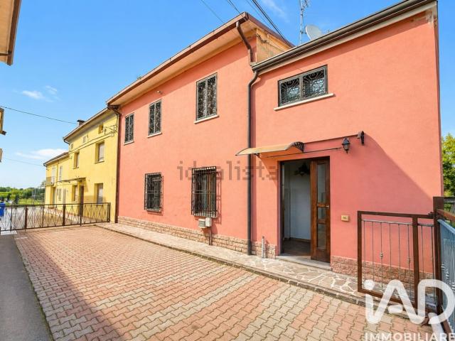 Casa in vendita a Forcello, San Possidonio