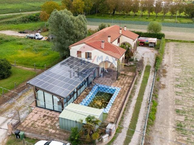 Casa in vendita a Lusia, Veneto