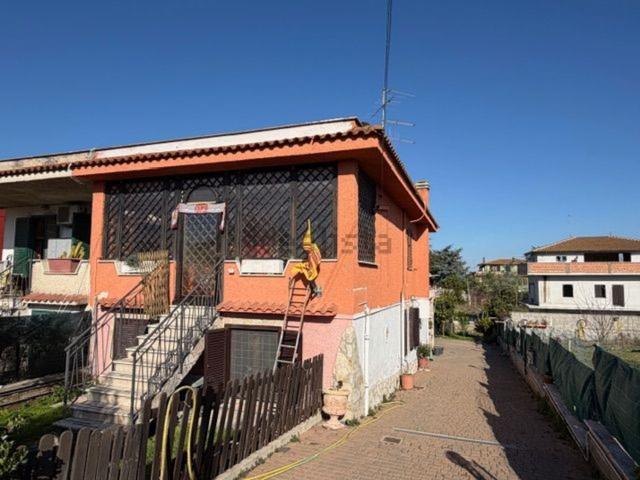 Casa in vendita a Le Salzare, Aprilia