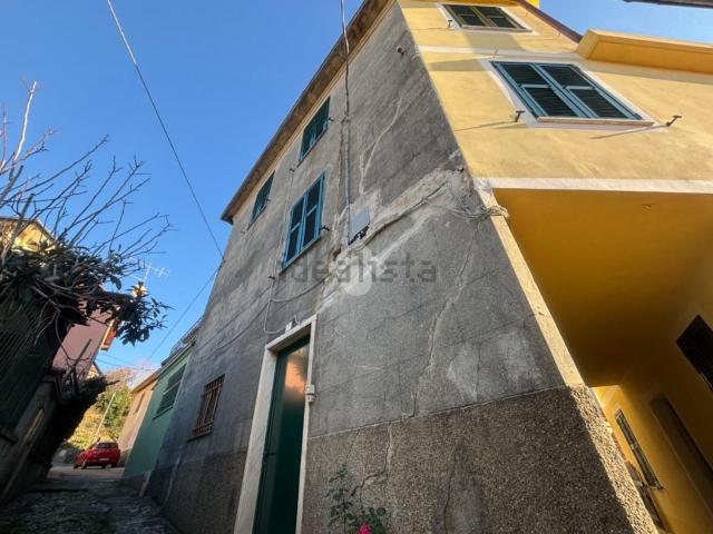 Casa in vendita a Sant'olcese, Liguria