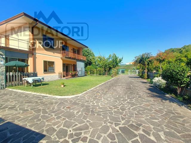 Casa in vendita a Montuolo, Lucca