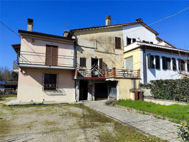 Casa in vendita a San Leo Bastia, Umbria