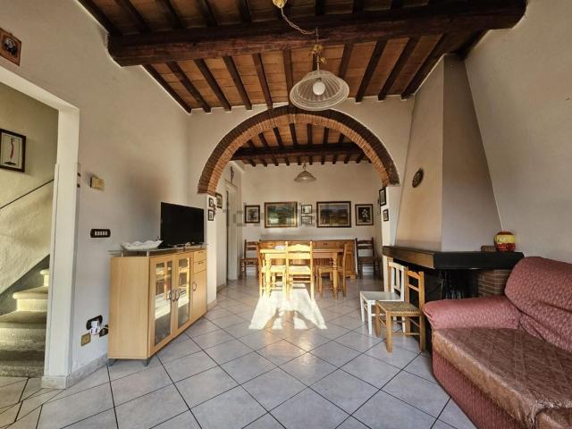 Casa in vendita a Castelfranco Di Sotto, Toscana