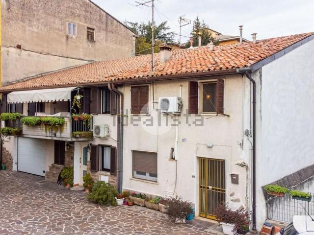 Casa in vendita a Sud-Est, Brenzone