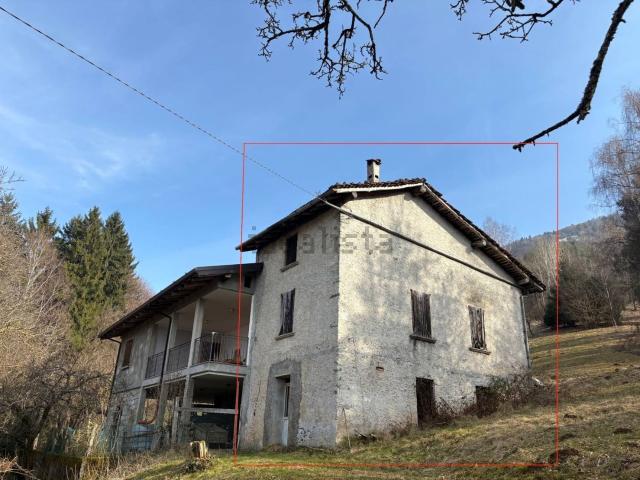 Casa in vendita a Fiorine, Clusone