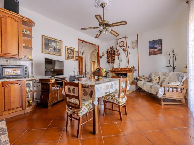Casa in vendita a Lainate, Lombardia
