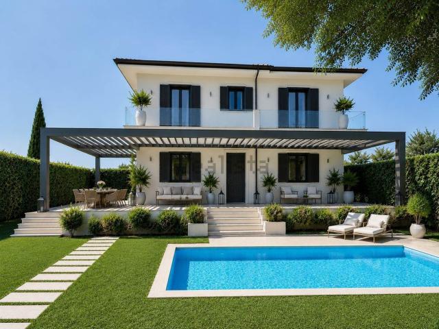 Casa in vendita a Tonfano, Toscana