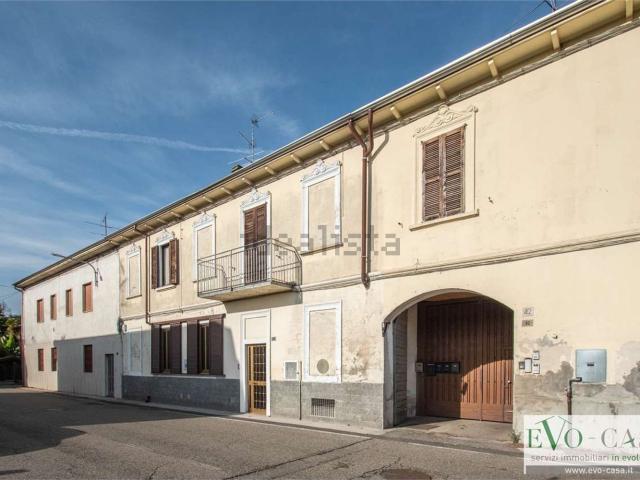 Casa in vendita a Busto Arsizio, Lombardia