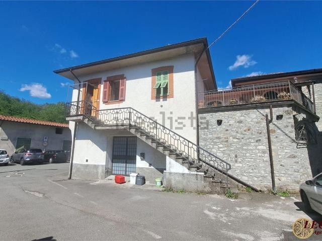Casa in vendita a Mocrone, Villafranca in Lunigiana