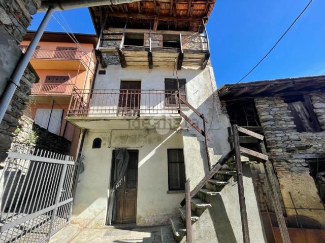 Casa in vendita a Fosseno, Nebbiuno