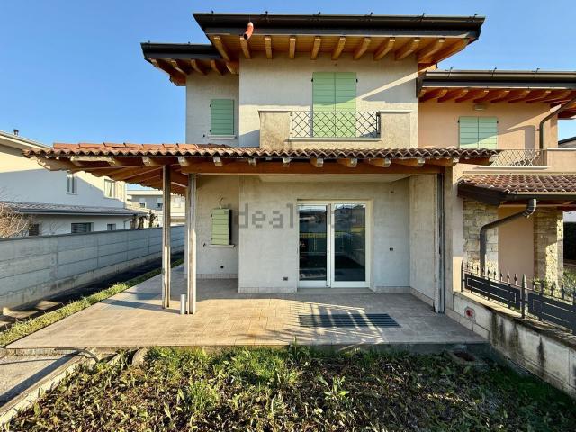Casa in vendita a Comezzano-Cizzago, Comezzano