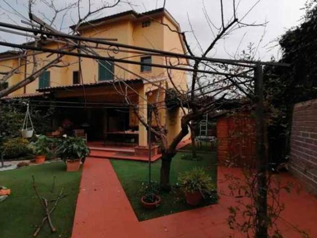 Casa in vendita a Fara Sabina, Lazio