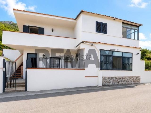 Casa in vendita a Castelmola, Sicilia