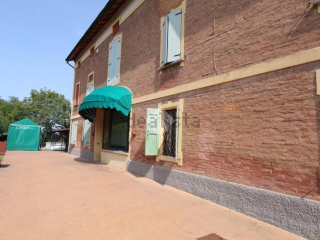 Casa in vendita a Tresinaro - Secchia, Re