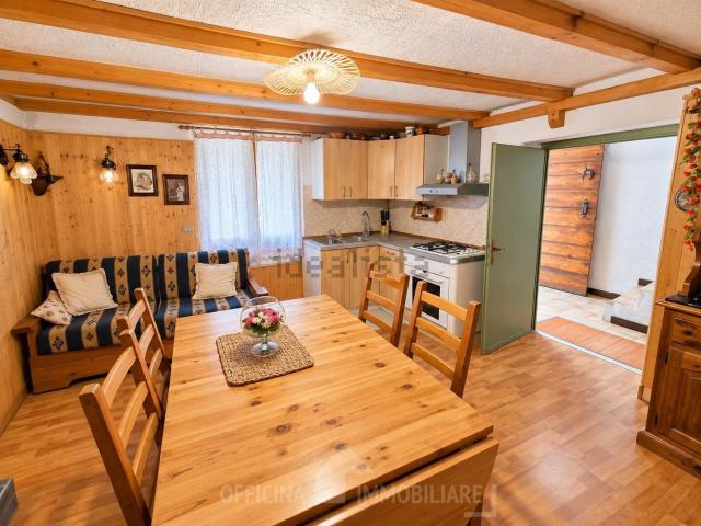 Casa in vendita a Forcola, Lombardia