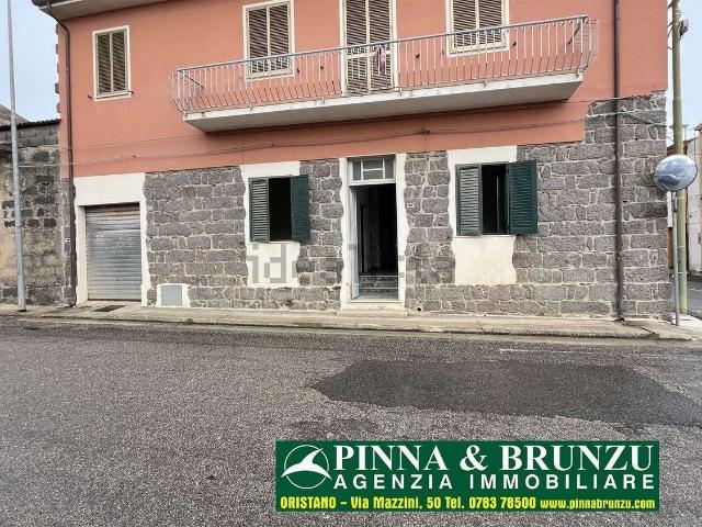 Casa in vendita a Ghilarza, Sardigna/Sardegna