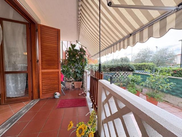 Casa in vendita a Quercioli, Marina Di Massa