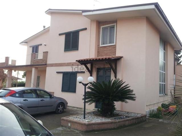 Casa in vendita a Unione dei Comuni della Val Vibrata, Colonnella