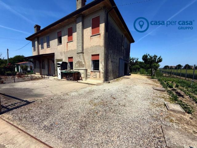 Casa in vendita a Adria, Veneto