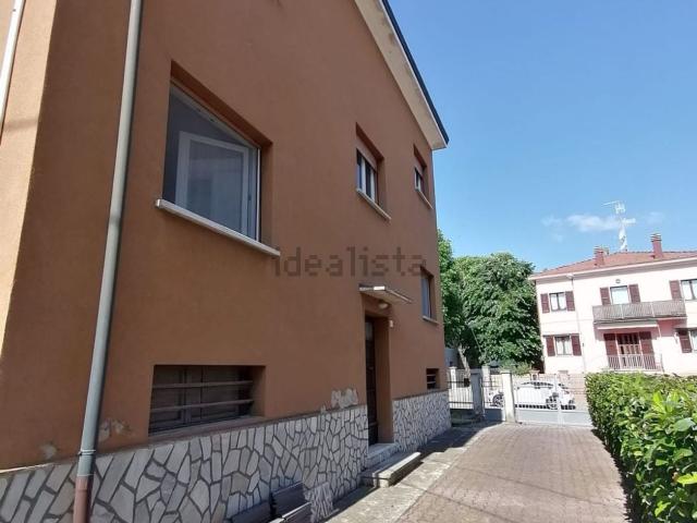 Casa in vendita a Unione dei comuni del Distretto Ceramico, Maranello