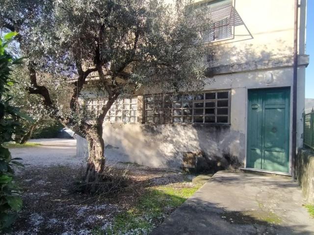 Casa in vendita a San Carlo, Marina Di Massa