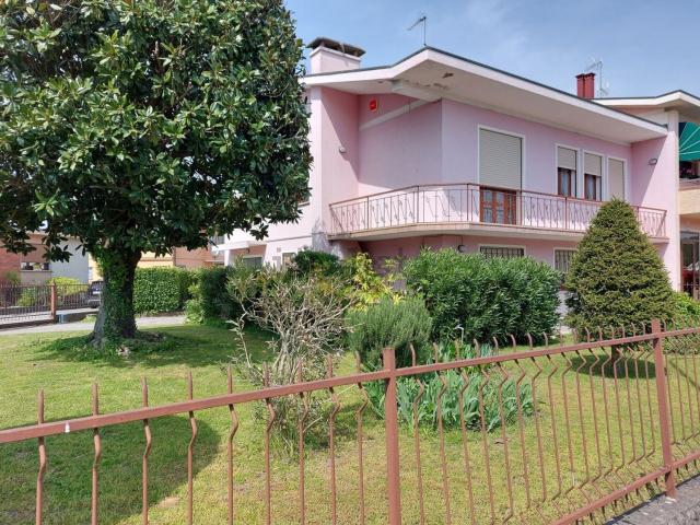Casa in vendita a Salvaterra, Badia Polesine