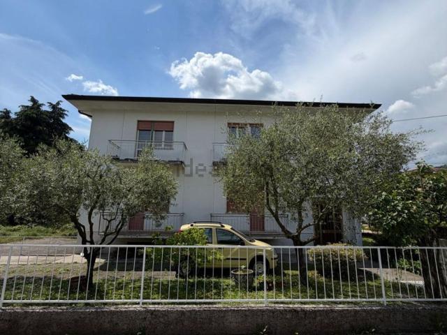 Casa in vendita a Schio, Veneto