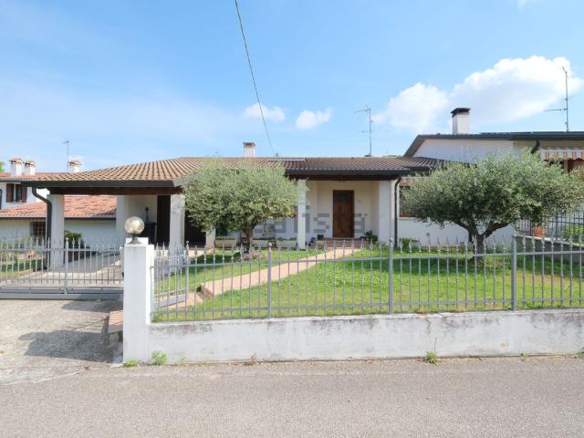 Casa in vendita a Lozzo Atestino, Veneto