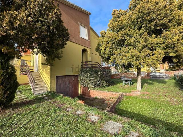 Casa in vendita a Venturina Terme, Campiglia Marittima