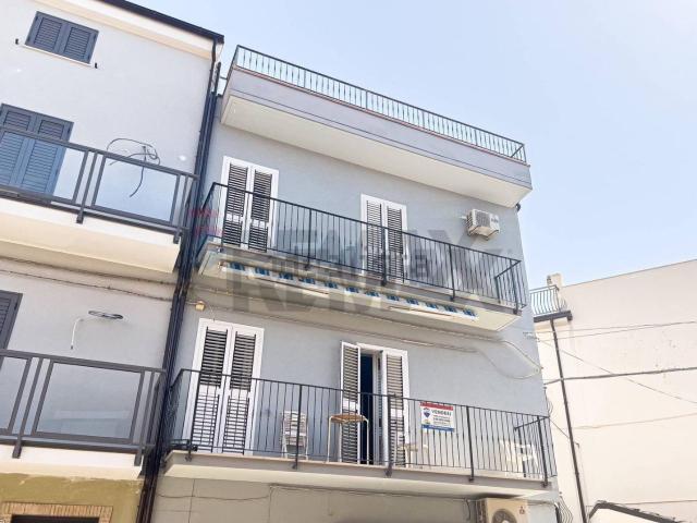 Casa in vendita a Montenero di Bisaccia, Molise