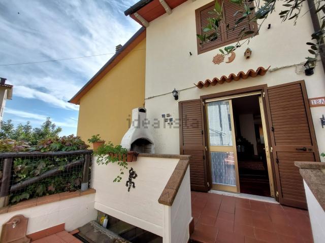 Casa in vendita a Vernio, Toscana