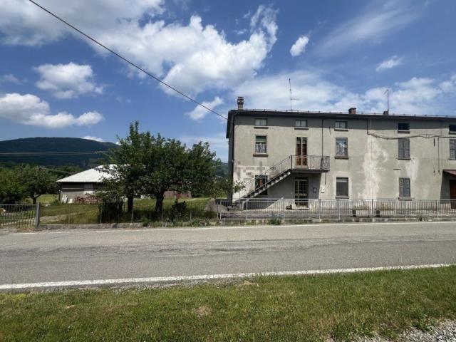 Casa in vendita a Bardi, Reggio Emilia