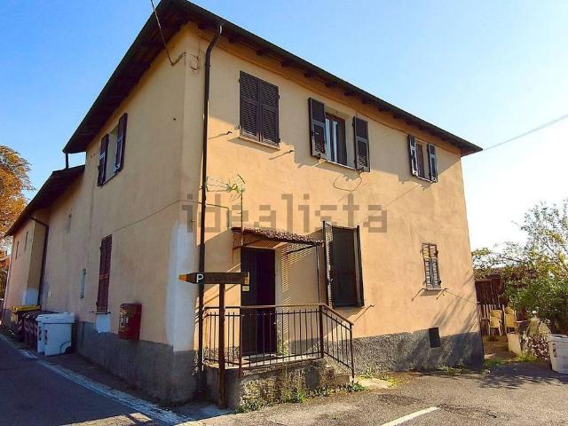 Casa in vendita a Dego, Liguria